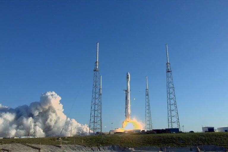 SpaceX reporte le tir de sa fusée Falcon 9 nouvelle génération post thumbnail image