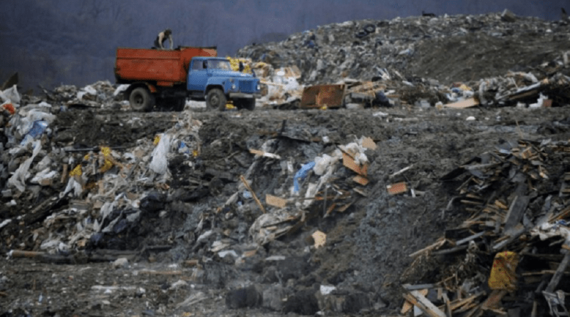 A quelques jours du mondial, la Russie étouffe sous des montagnes de déchets post thumbnail image