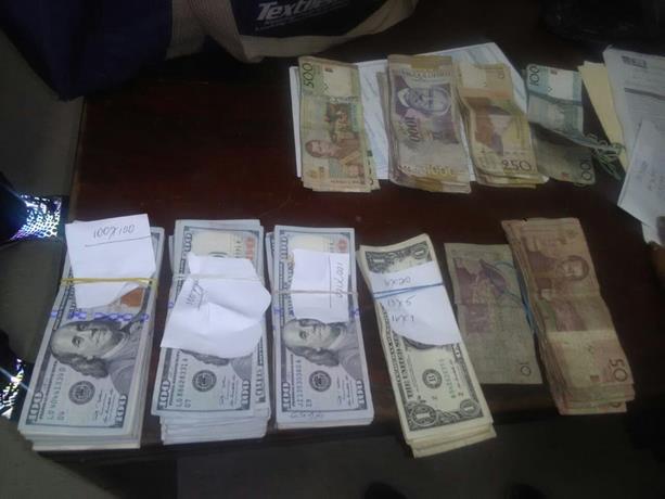 Un Haïtien arrêté avec une somme importante d’argent en RD post thumbnail image
