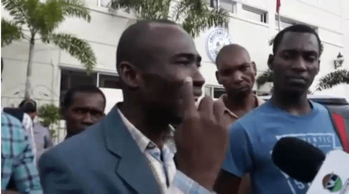 Ambassade d’Haïti à Santo Domingo: Protestation des expatriés pour manque de services post thumbnail image