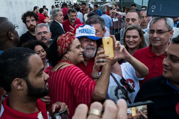 Brésil-Corruption: « Que Lula reste en prison » maintient une autre décision de la Cour Suprême post thumbnail image