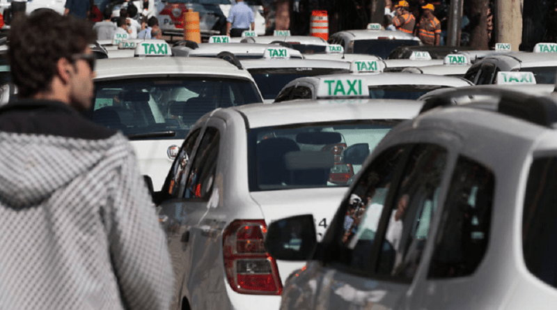 Au Brésil, les Haïtiens à l’assaut du secteur du taxi post thumbnail image