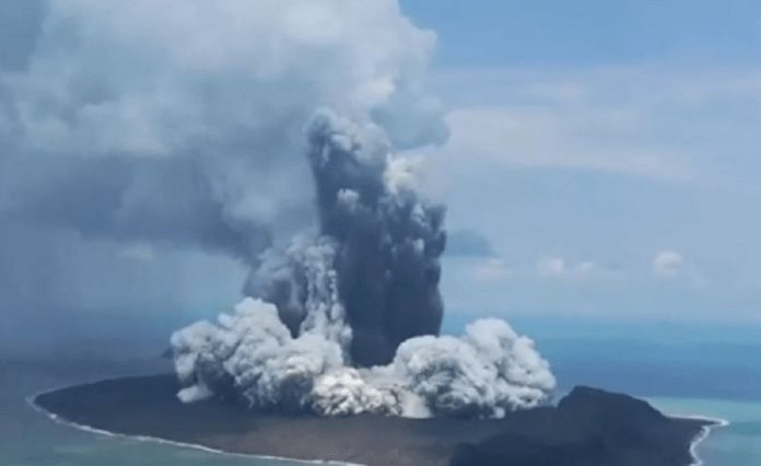 Tsunami aux îles Tonga après l’éruption du volcan; États-Unis, Chili et Japon en alerte post thumbnail image