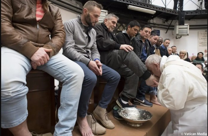 Jeudi-Saint: le Pape lavera les pieds des détenus d’une prison de la banlieue de Rome post thumbnail image