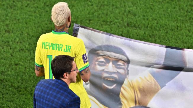 Santé de Pelé | Le monde du foot alerté: Un nouveau rapport médical n’est pas positif post thumbnail image