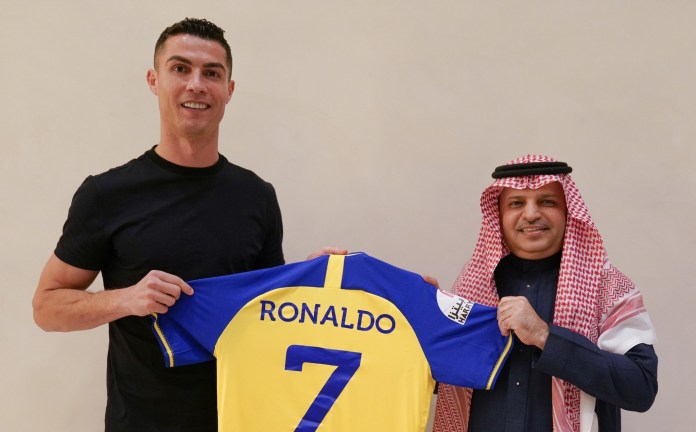 Cristiano Ronaldo s’offre une fin de carrière à 200 millions d’euros en Arabie saoudite post thumbnail image